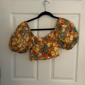Women’s Zara floral puff sleeve crop top